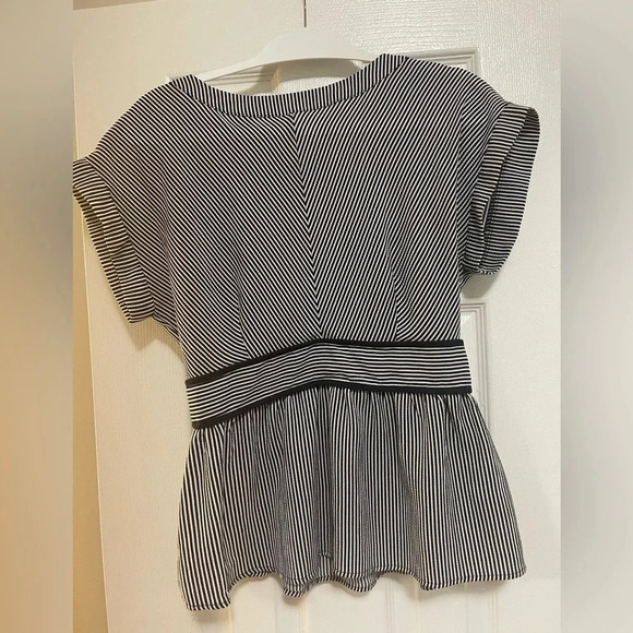 Monteau short sleeve blouse extra large great condition true to size - Picture 1 of 4
